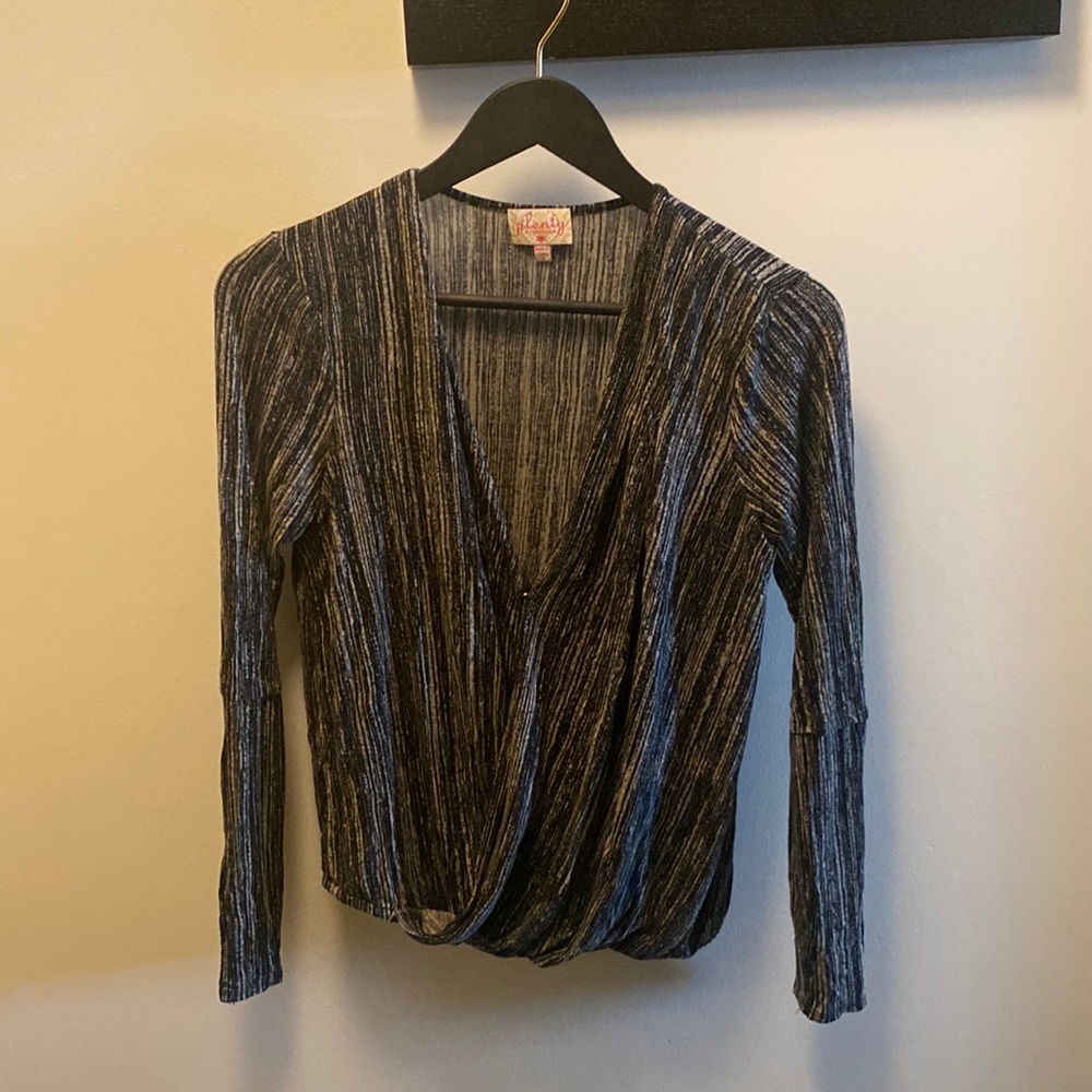 Plenty by Tracy Reese long sleeve surplice top with elastic hem